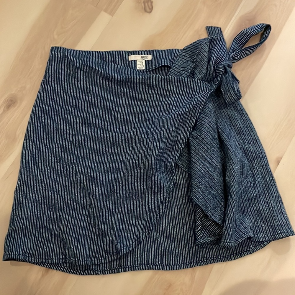 Skirt Set - Picture 3 of 3